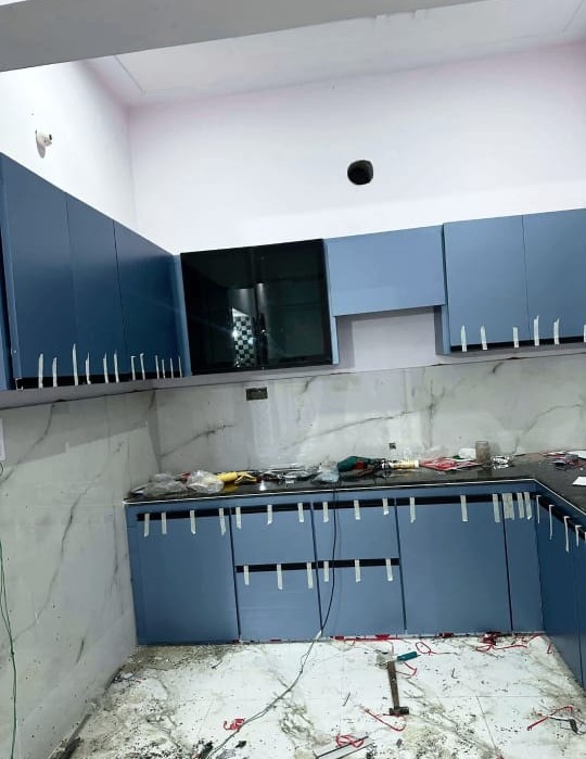 Modern Modular Kitchen